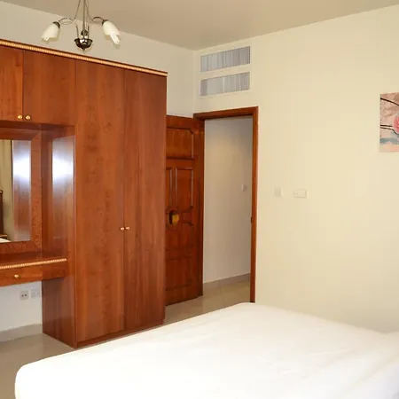 Abu Dhabi Plaza Hotel Apartments-2