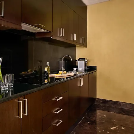 Grand Hyatt Abu Dhabi Hotel & Residences Emirates Pearl-3